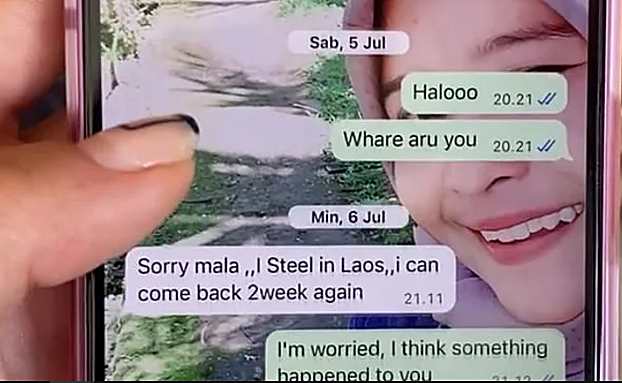 Supuestos mensajes intercambiados con una empleada del hotel.