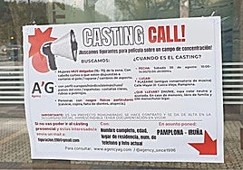 Anuncio del casting de figurantes para una película sobre un campo de concentración aparecido en San Sebastián.