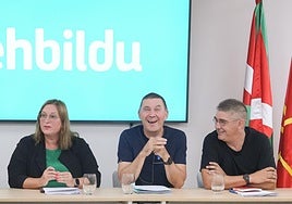 Otegi responde a Pradales que para pactar hay que cambiar «las políticas de los últimos 40 años»