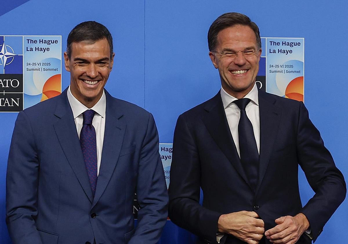 Pedro Sánchez y Mark Rutte, secretario general de la OTAN.