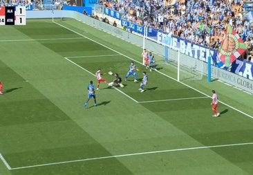 El fuera de juego en el gol de Giuliano que ni el árbitro ni el VAR vieron