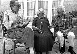 Con Miguel Delibes y Rafael Alberti, en El Escorial en 1991.