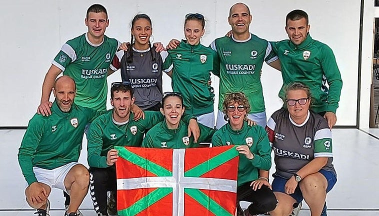 Euskadi suma cuatro medallas de oro y tres de plata en el Mundial de wallball de Leeuwarden