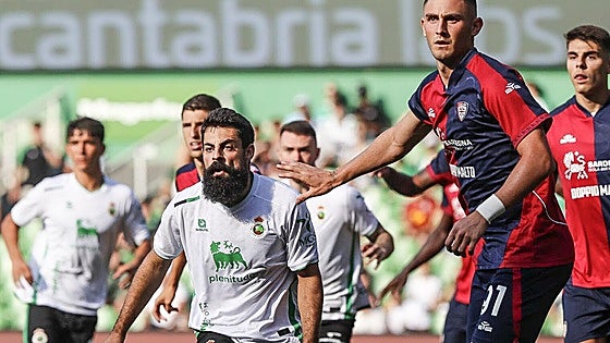 Villalibre renace como goleador y ya es pichichi de Segunda
