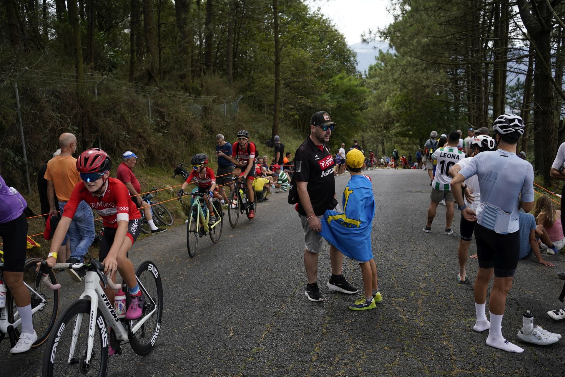 El espectacular recorrido de La Vuelta en Bizkaia