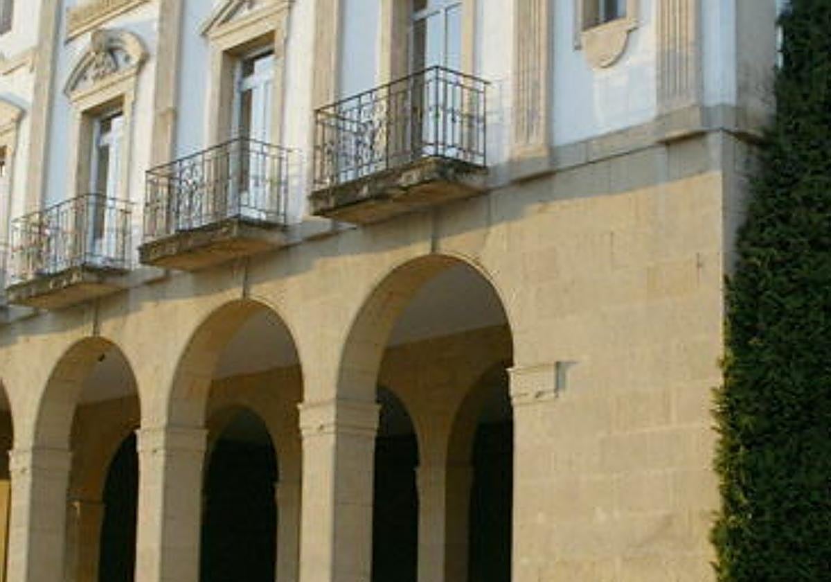 Vista exterior del Ayuntamiento de Leioa.