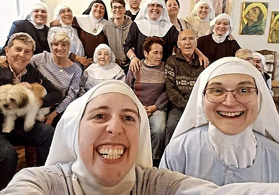 Envenenan en Asturias a los perros de las monjas de Belorado: «Son seres inocentes»