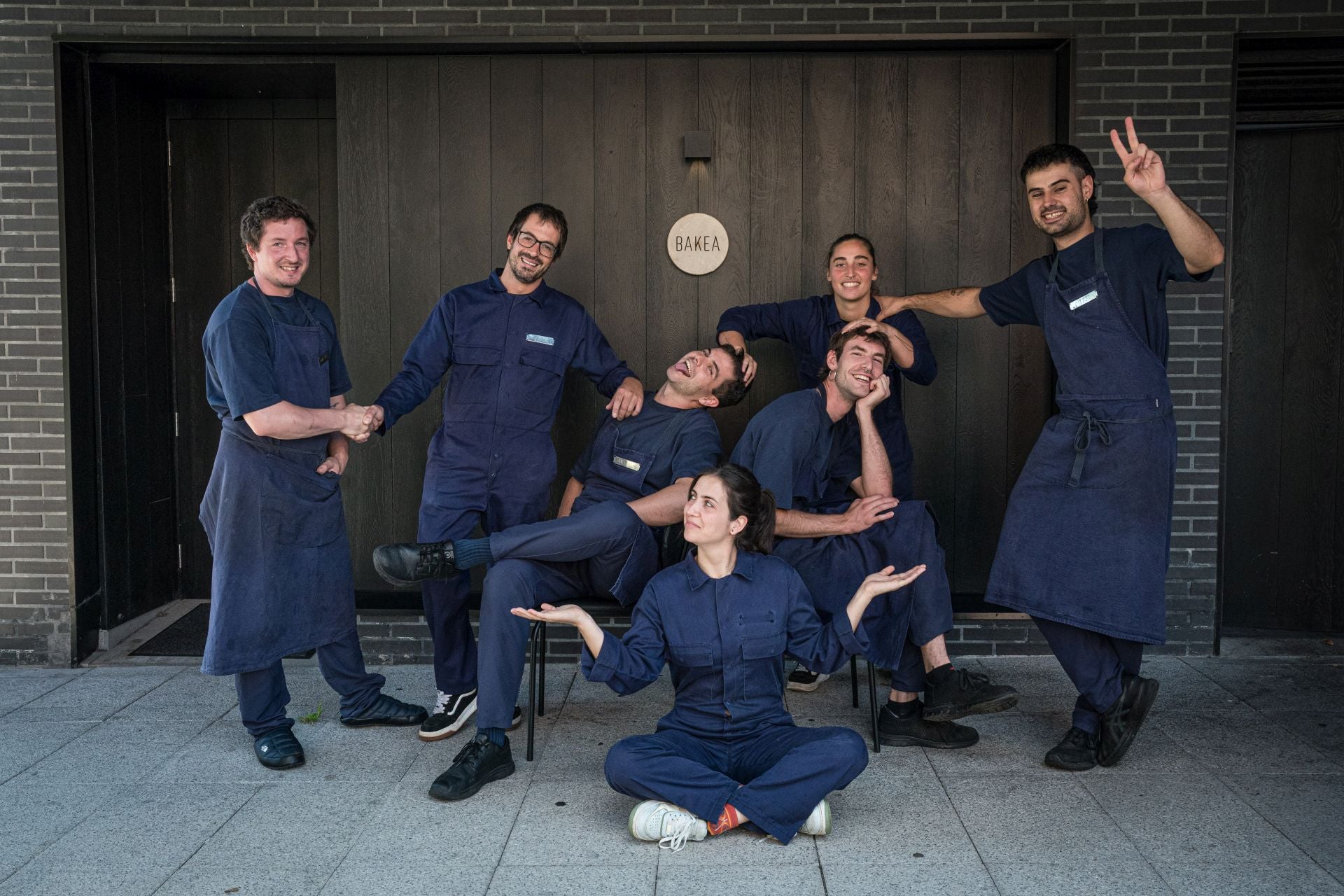 De izq. a dcha.: Alatz Bilbao, Fran Romero, Axel Leis, Alba Bilbao, Iker Suso, Sara Galaverna y Bittor Barandiaran integran el equipode Bakea (Mungia), los 'bakekes'.