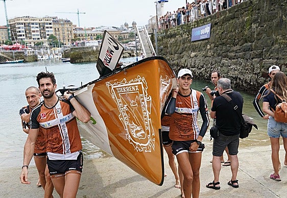 Dani Pérez, técnico de Zierbena: «Partimos de cero la semana que viene y es una situación de diez»