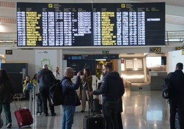 El cabreo de un influencer por el precio de una botella de agua en el aeropuerto de Bilbao: «La más cara de España, a precio de cubata»
