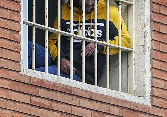 Las tres cárceles vascas de Zaballa, Basauri y Martutene se encuentran sobreocupadas.