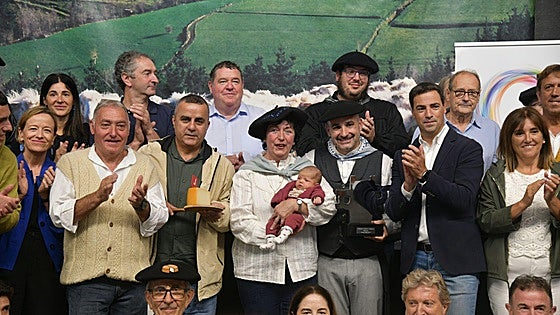 El mejor Idiazabal es alavés: 5.200 euros por medio queso