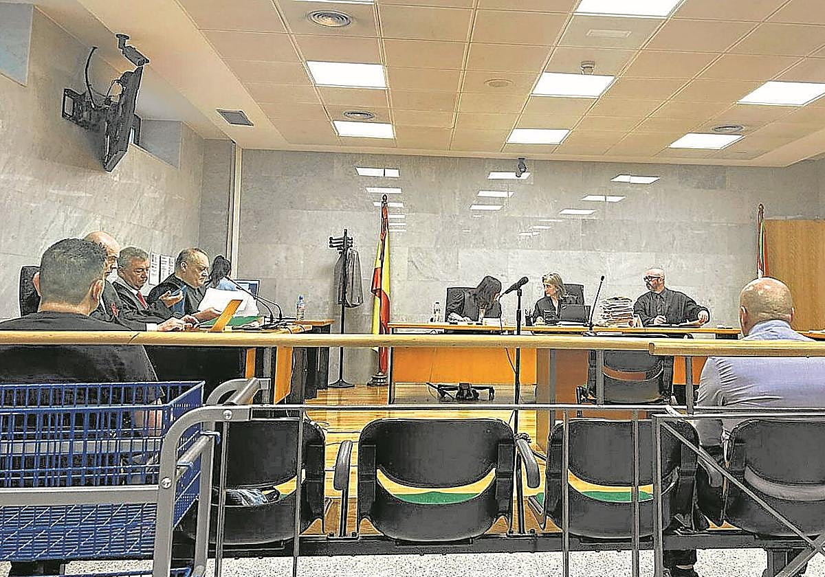 Condenan a 6 y 7 años de prisión al ertzaina 'narco' y a su cómplice