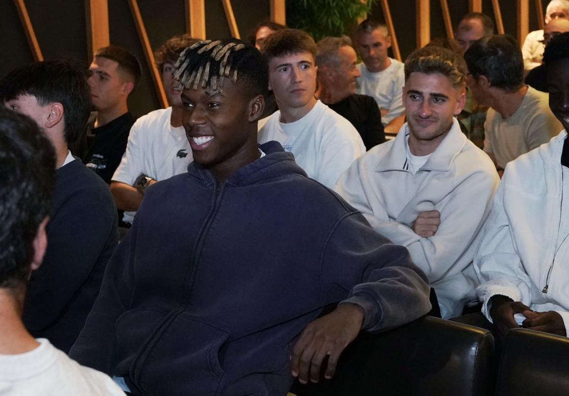 Nico Williams, Mikel Jauregizar y Robert Navarro.