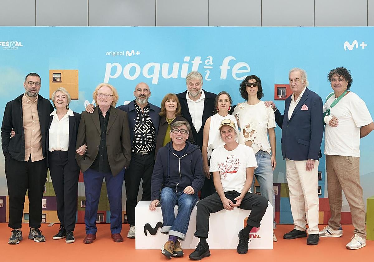 El reparto de la segunda temporada de 'Poquita fe' de Movistar Plus+, que se ha presentado en el Festival de televisión de Vitoria, FesTVal.