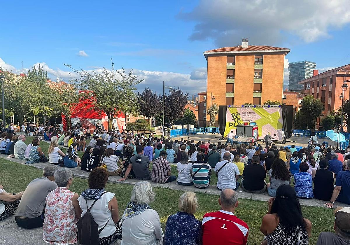 El teatro de calle vuelve a tomar Barakaldo