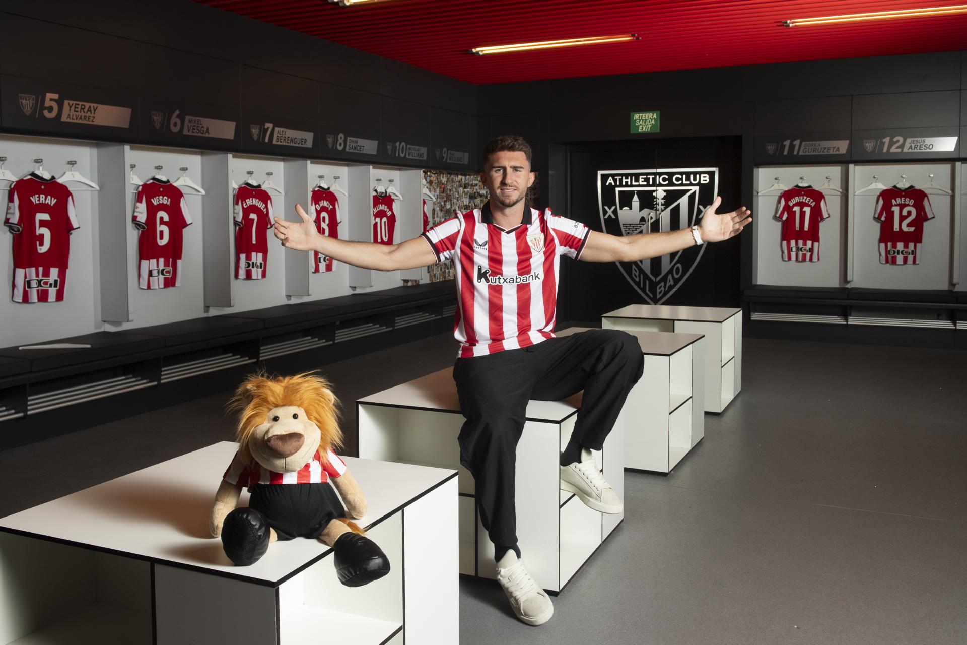 Laporte ya viste la camiseta del Athletic
