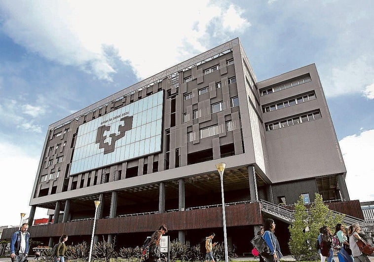 Detectan un caso de tuberculosis en la Facultad de Ciencia y Tecnología del campus de Leioa