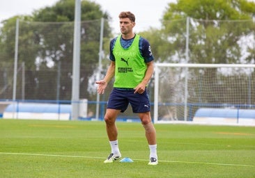 Lucas Boyé, novedad en la convocatoria del Alavés para el derbi en San Mamés