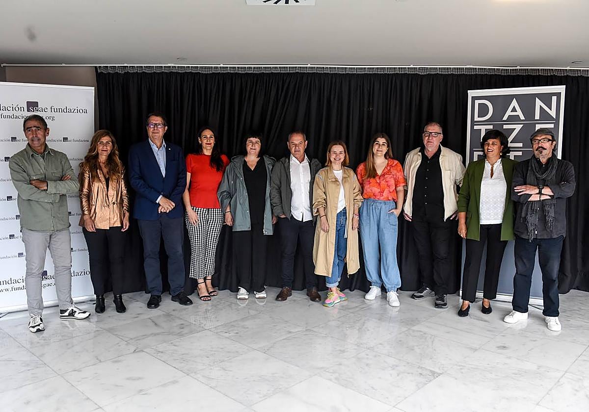 Lina Wang's unexpected artistic shot