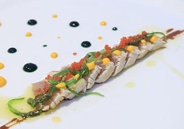 Parrilla a la vista junto a las pistas del club de tenis