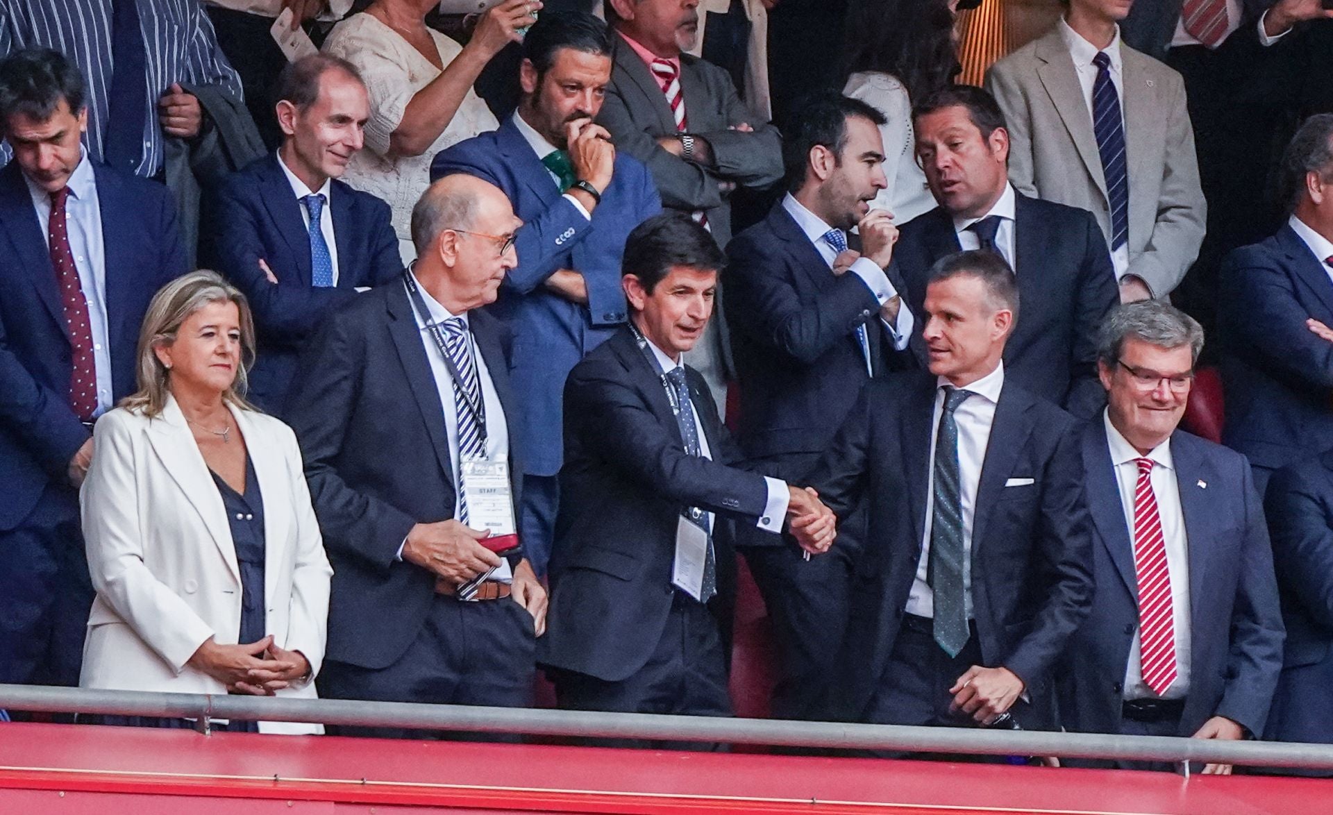 Las mejores imágenes del derbi entre Athletic y Alavés