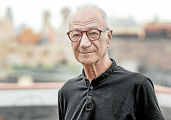 El escritor y editor Enrique Murillo.