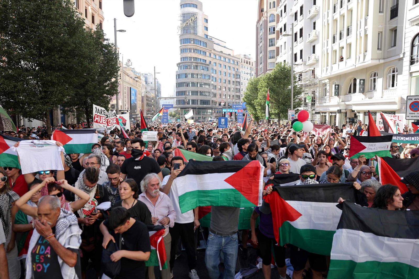 Los disturbios que han obligado a suspender la última etapa de La Vuelta