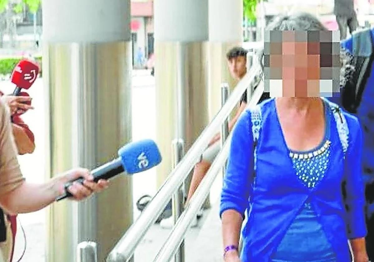 La enfermera encausada, en una anterior visita a los juzgados.