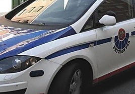 Detenido un hombre por tratar de cobrar un cheque falso