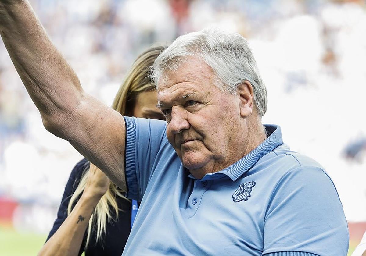 Confunden a Toshack con uno de los Morancos... y los aficionados de la Real alucinan