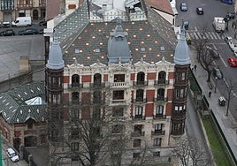 Sede del Colegio de Abogados de Bizkaia, en las rampas de Uribitarte.