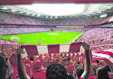 San Mamés despide a los suyos con aplausos y gritos de «Athletic» pese a la derrota