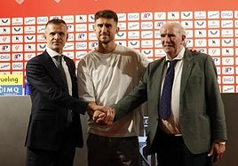 «Estamos haciendo los trámites para que Laporte juegue la Champions»