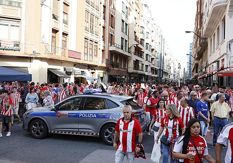 En directo, Bilbao se prepara para el regreso a la Champions