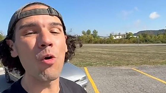 La nueva aventura en coche de Fabio Belnome, el joven que viajó de España hasta Japón con un viejo Fiat