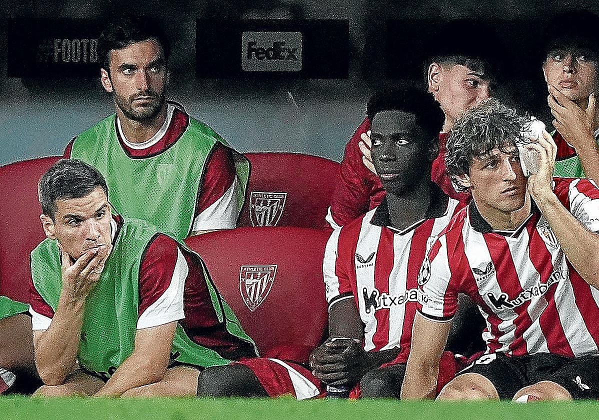 Unai Gómez se hizo una brecha ante el Arsenal y tuvo que retirarse.