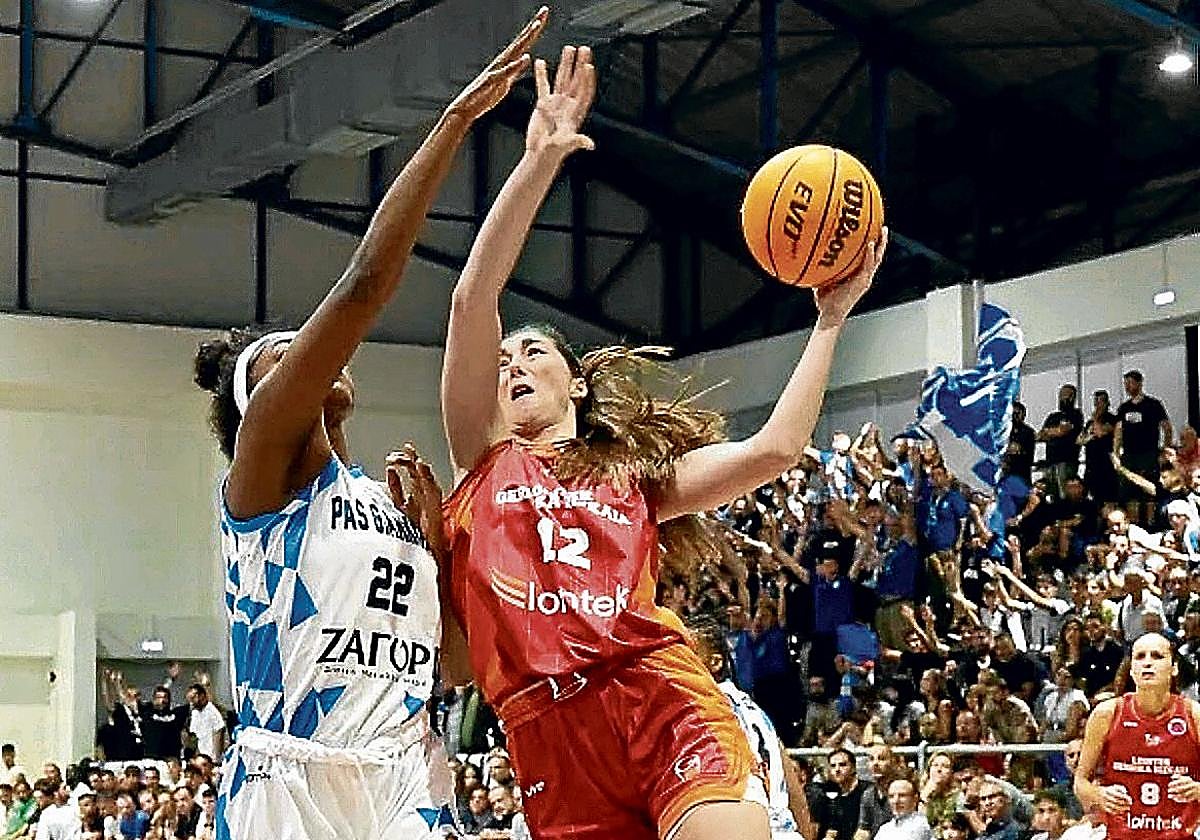 Lointek Gernika se impuso con superioridad en la ida de la eliminatoria.