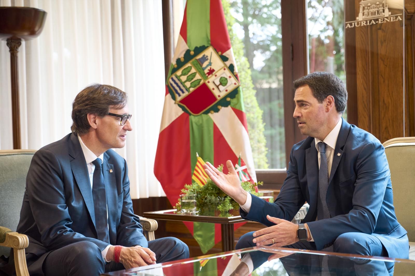 Pradales e Illa se han reunido este mediodía en Ajuria Enea.