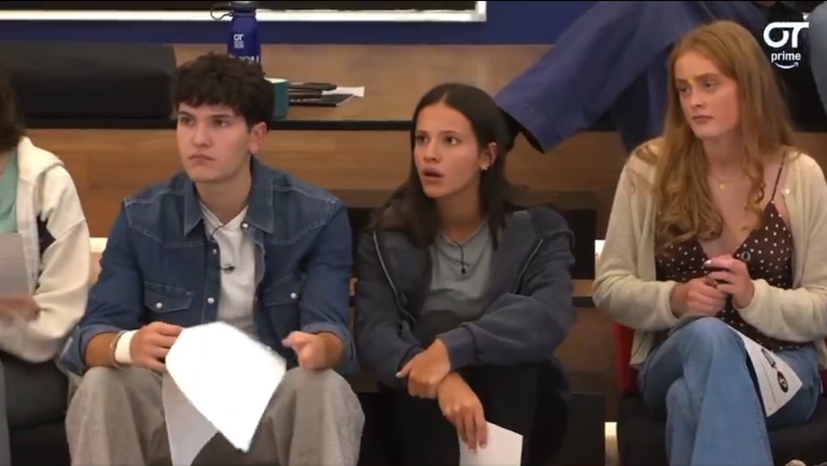 Críticas a 'Operación Triunfo' por la falta de intimidad en los móviles: «Se han visto fotos de… cosas»