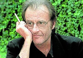 Talentos. Compuso casi 400 canciones además de crear obras de arte, poemarios y películas.