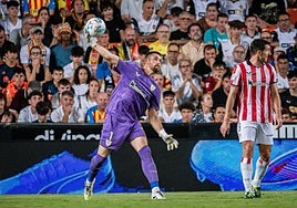 El aviso de Simón a Diakhaby por dejar la pierna