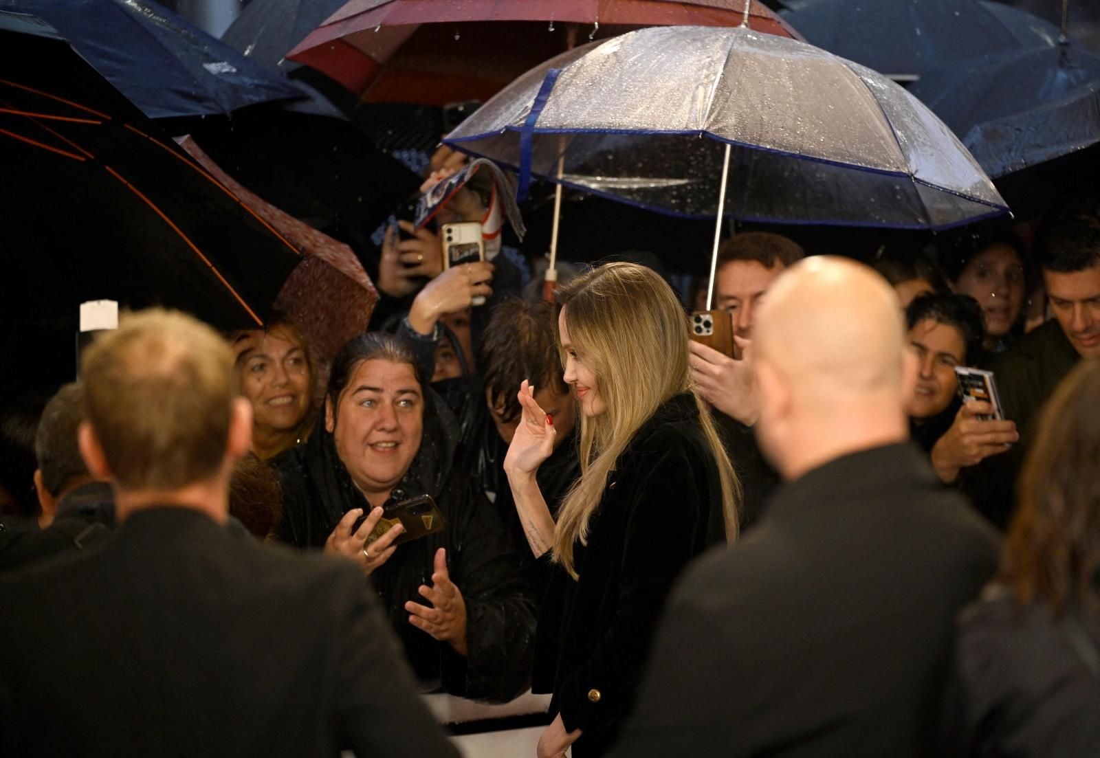 Las imágenes de Angelina Jolie en la alfombra roja del Kursaal