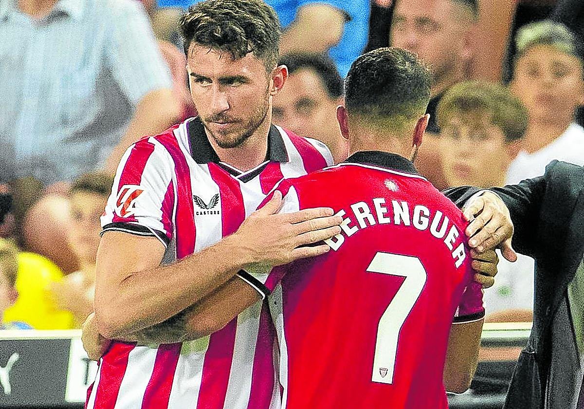 Laporte sustituyó a Berenguer pasada la hora de partido para ocupar el lugar del expulsado Vivián.