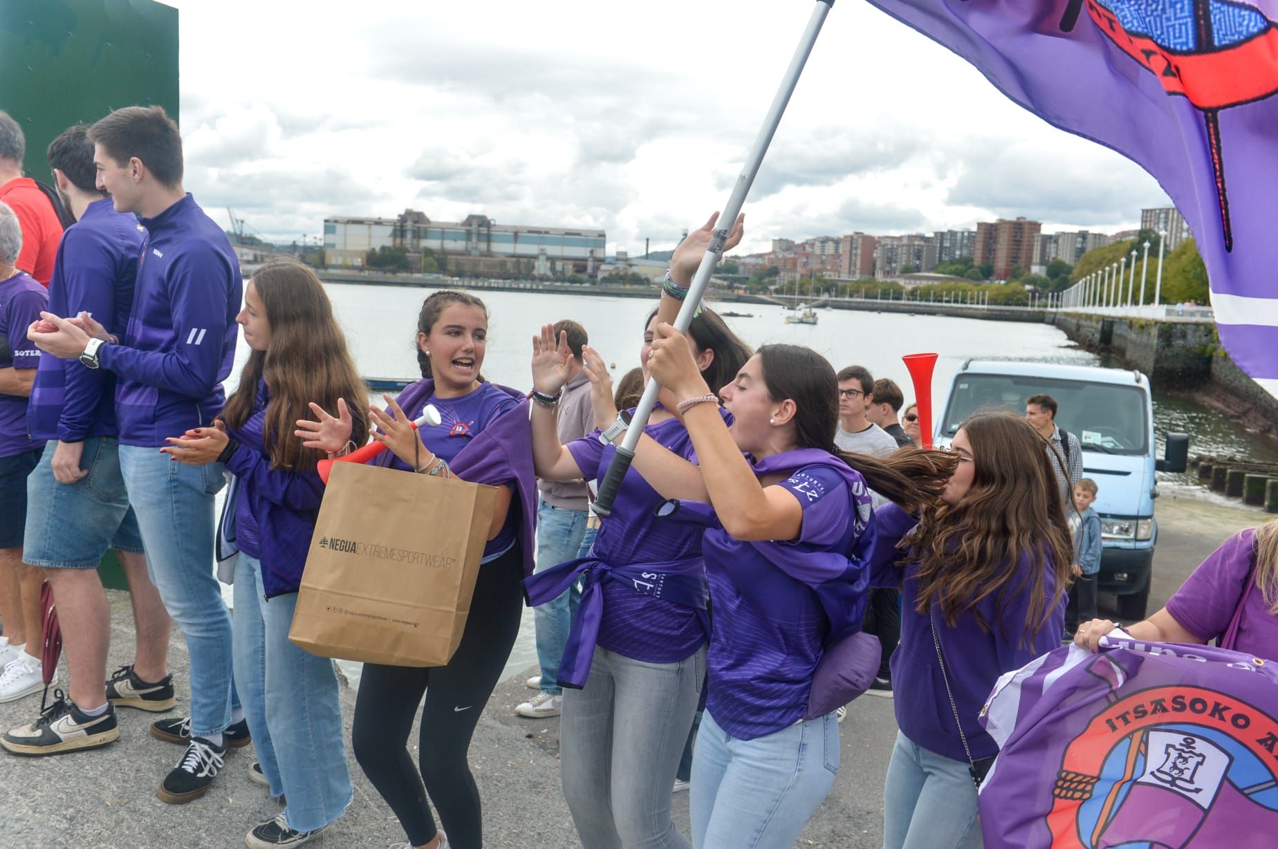 La gran fiesta de la &#039;Sotera&#039; tras conseguir el ascenso