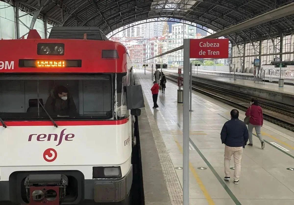 La línea C-3 recorre la comarca desde Bilbao hasta Orduña.
