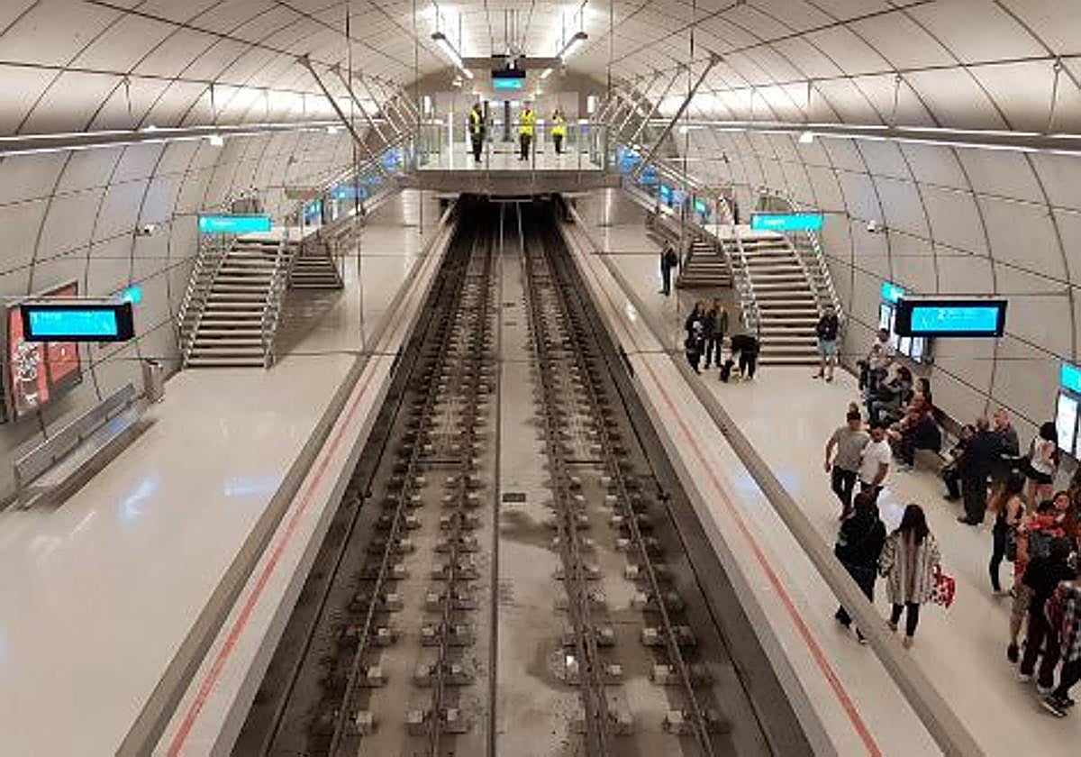 La Línea 3 del metro de Bilbao recobra la normalidad tras dos horas de retrasos