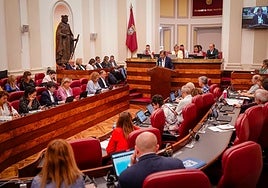 La oposición urge más medidas en vivienda, fiscalidad y seguridad en Álava