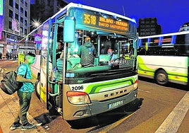 Imagen de archivo de una línea de Bizkaibus ajena a esta información.