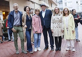 Jorge Aio, Lorea Bilbao, Marieli Oviedo, José Ángel Iribar, Itxaso Erroteta y Anabel Jiménez.